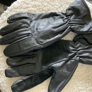 LEATHER RIDING GLOVES 2 PR. & HD 18” SCARF